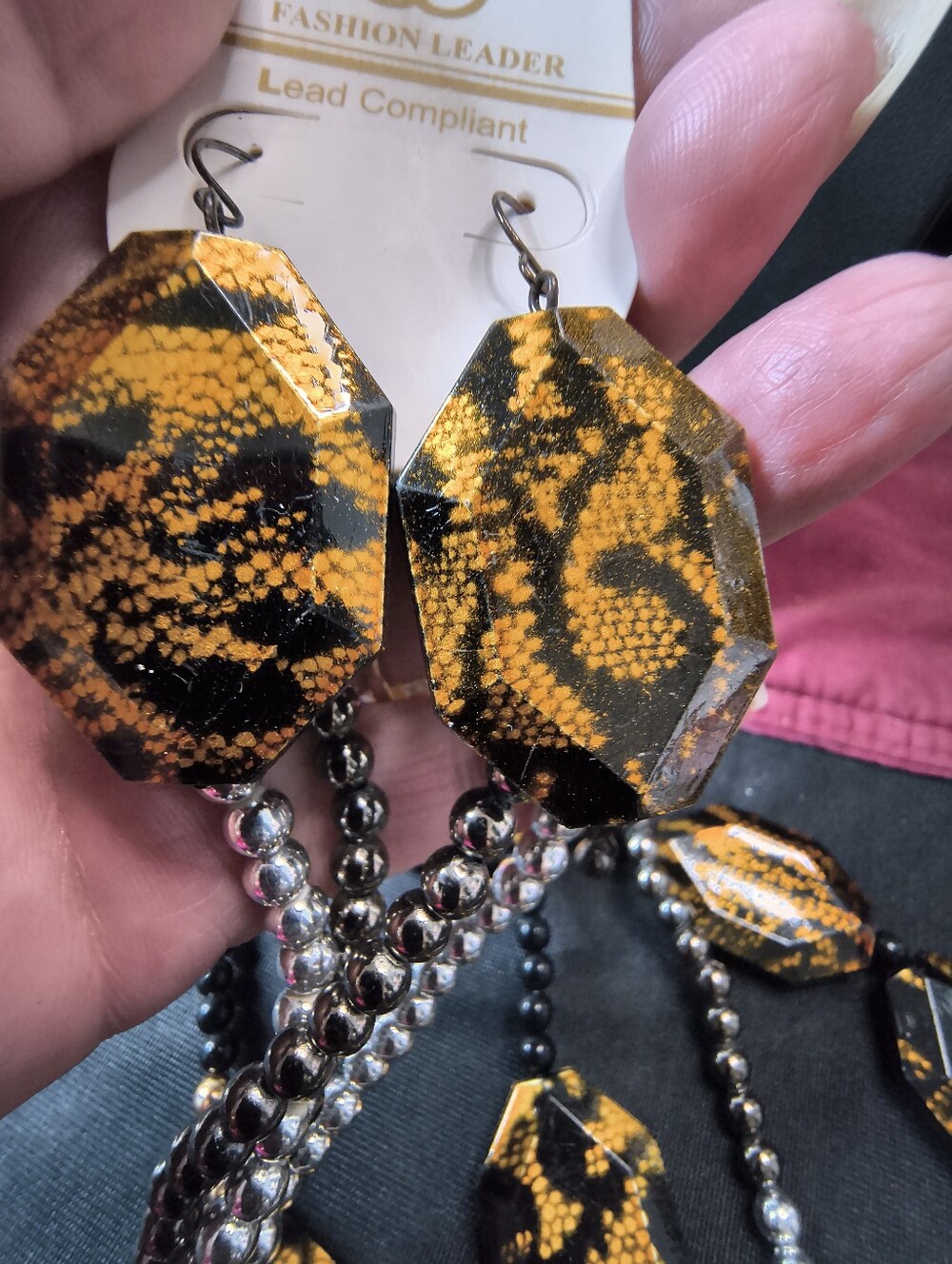 Vintage 90s Leopard Print Acrylic Necklace Earrings Set Long Statement Piece - Picture 11 of 11